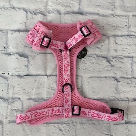 Barbie x SASSY WOLF Bundle. size:Large - Picture 2 of 3